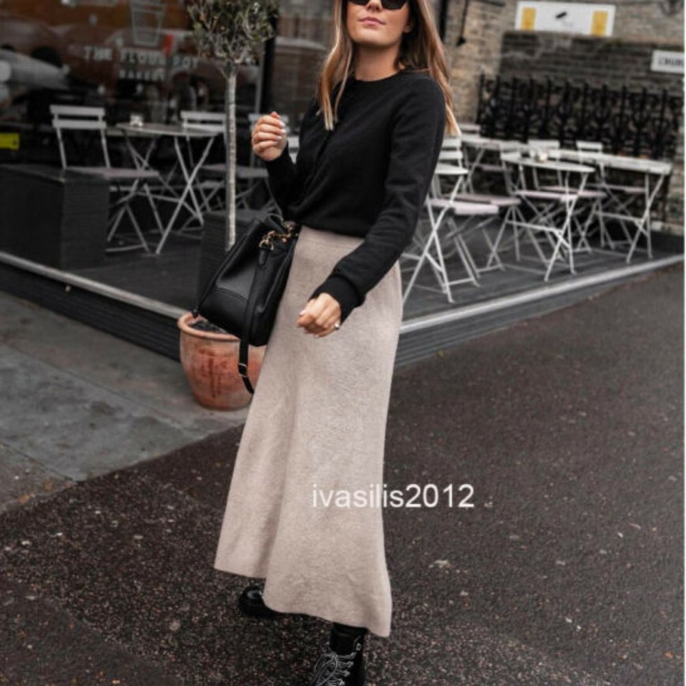 ❤️LAST size M NWT ZARA LIGHT SAND A-LINE KNIT SKIRT